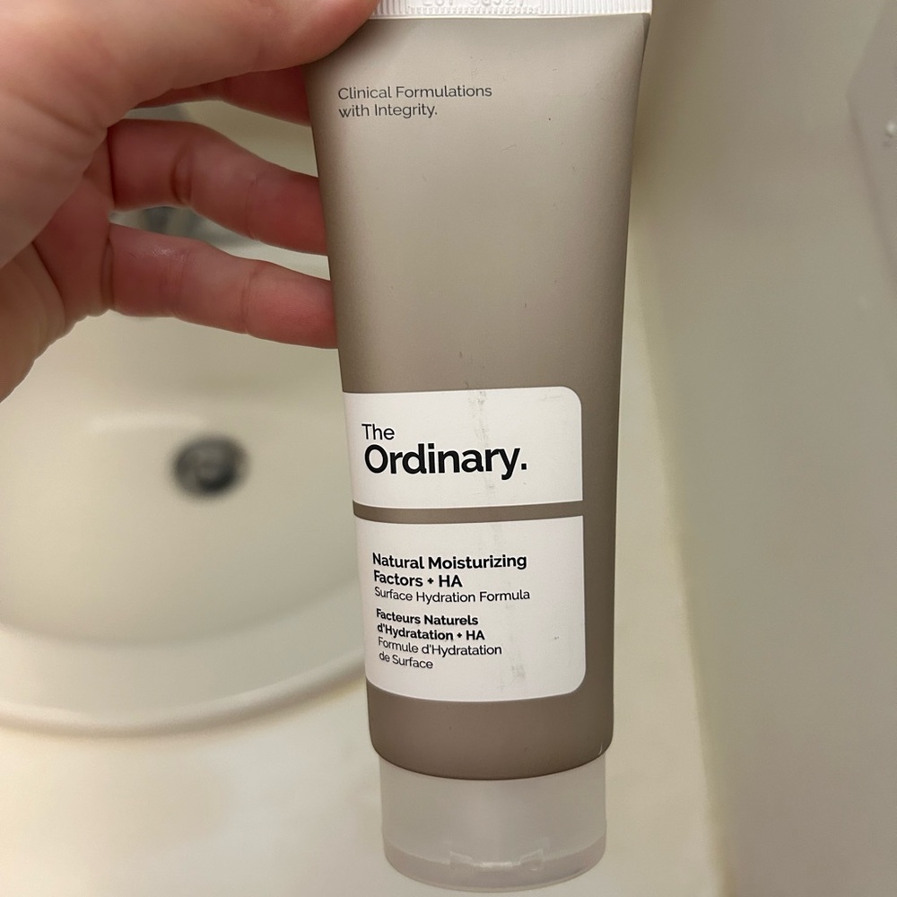 The Ordinary Natural Moisturizing Factors + HA